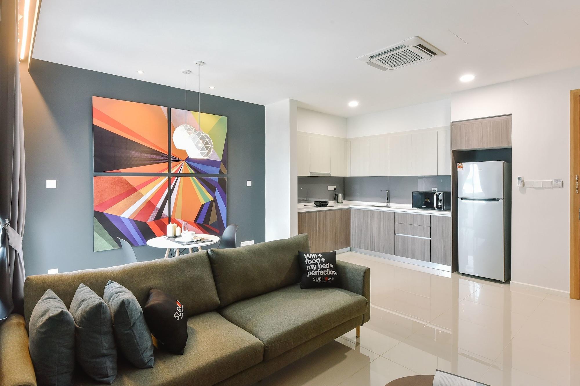 Suasana Private Suites By Subhome Τζόχορ Μπάχρου Εξωτερικό φωτογραφία