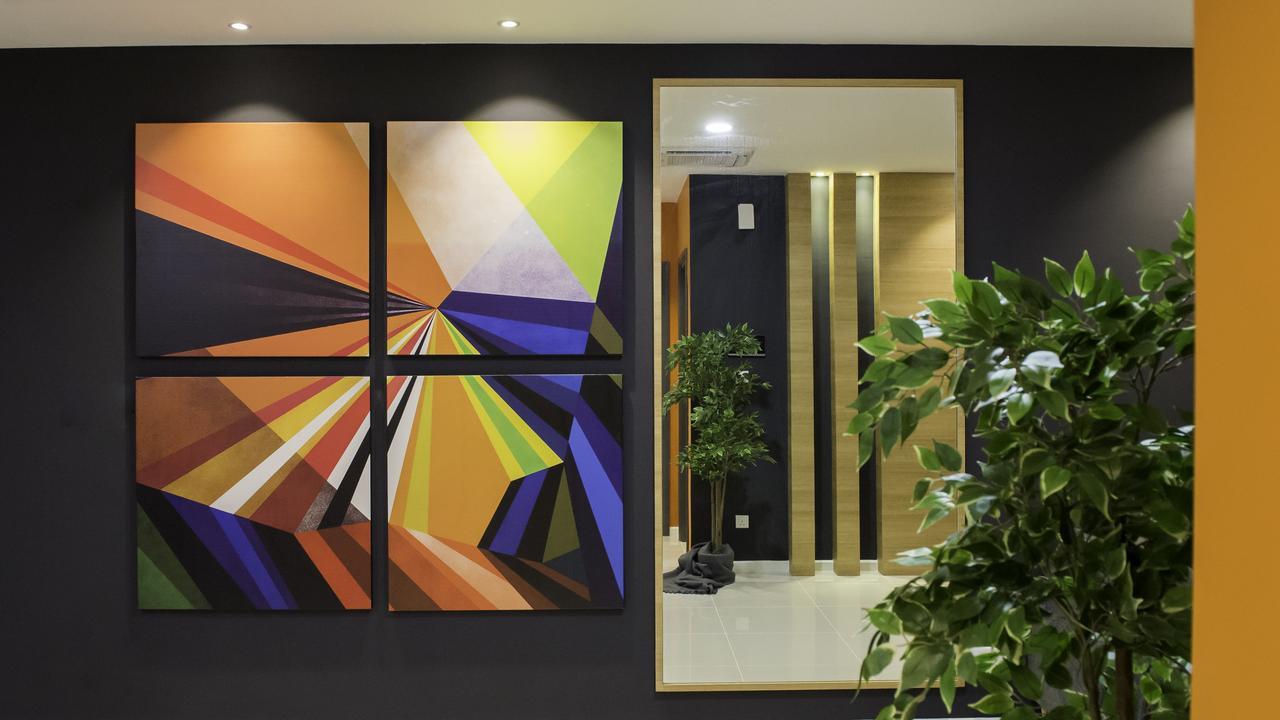 Suasana Private Suites By Subhome Τζόχορ Μπάχρου Εξωτερικό φωτογραφία