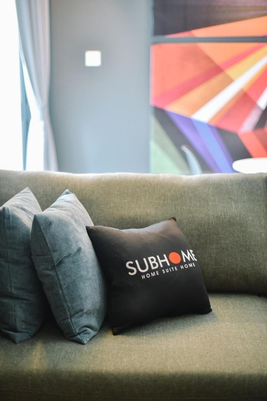 Suasana Private Suites By Subhome Τζόχορ Μπάχρου Εξωτερικό φωτογραφία