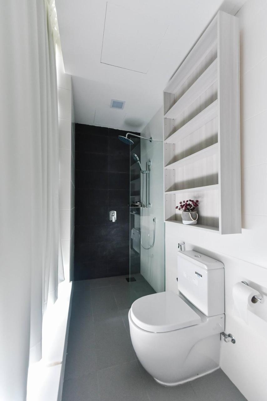Suasana Private Suites By Subhome Τζόχορ Μπάχρου Εξωτερικό φωτογραφία