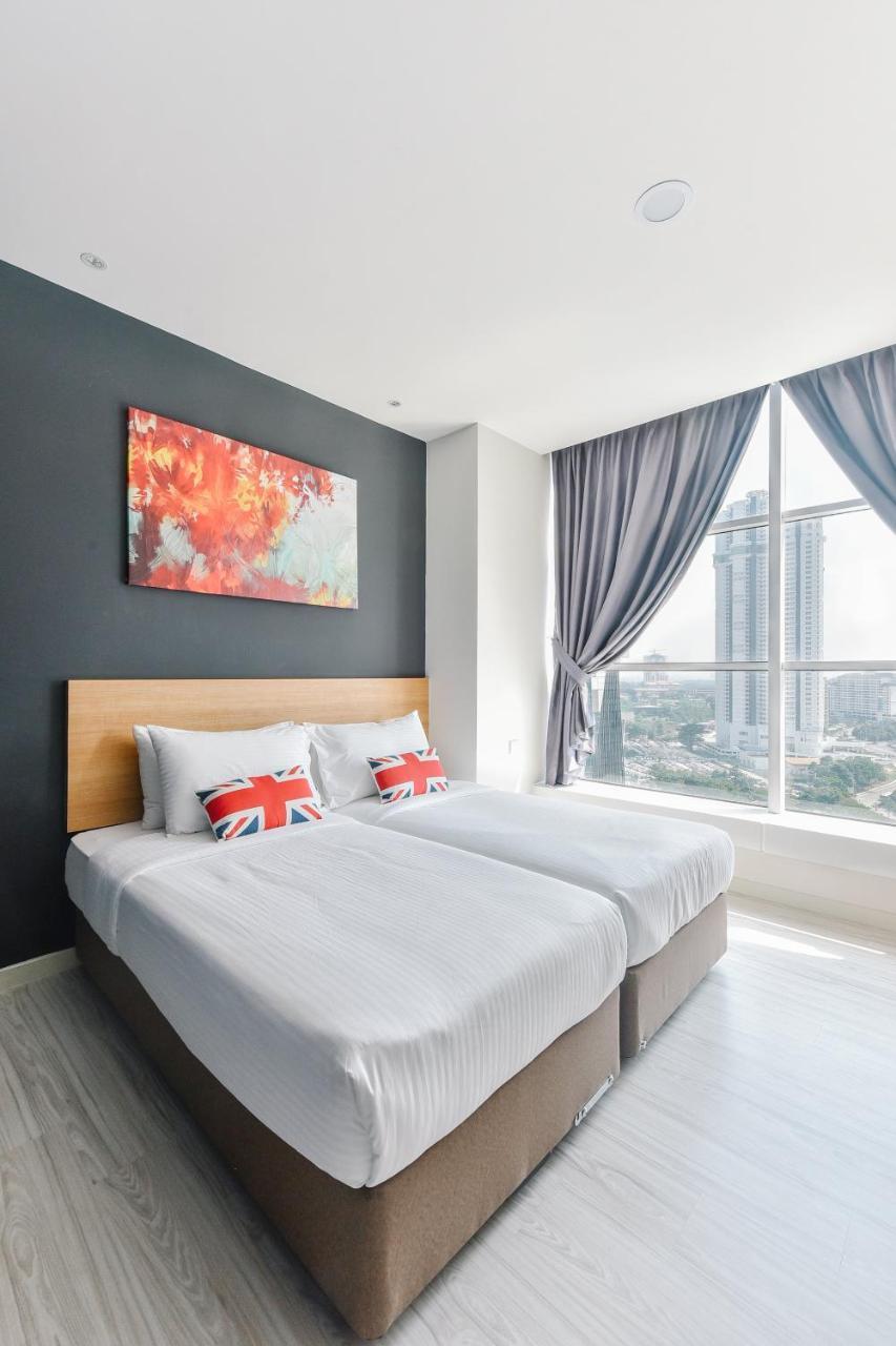 Suasana Private Suites By Subhome Τζόχορ Μπάχρου Εξωτερικό φωτογραφία
